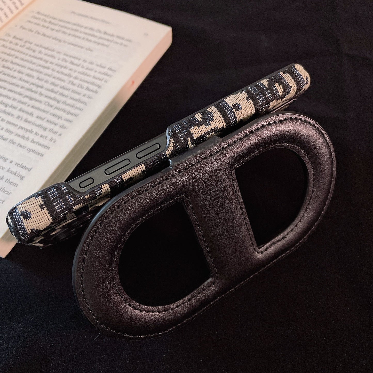 Embroidered Flip Card Holder Case