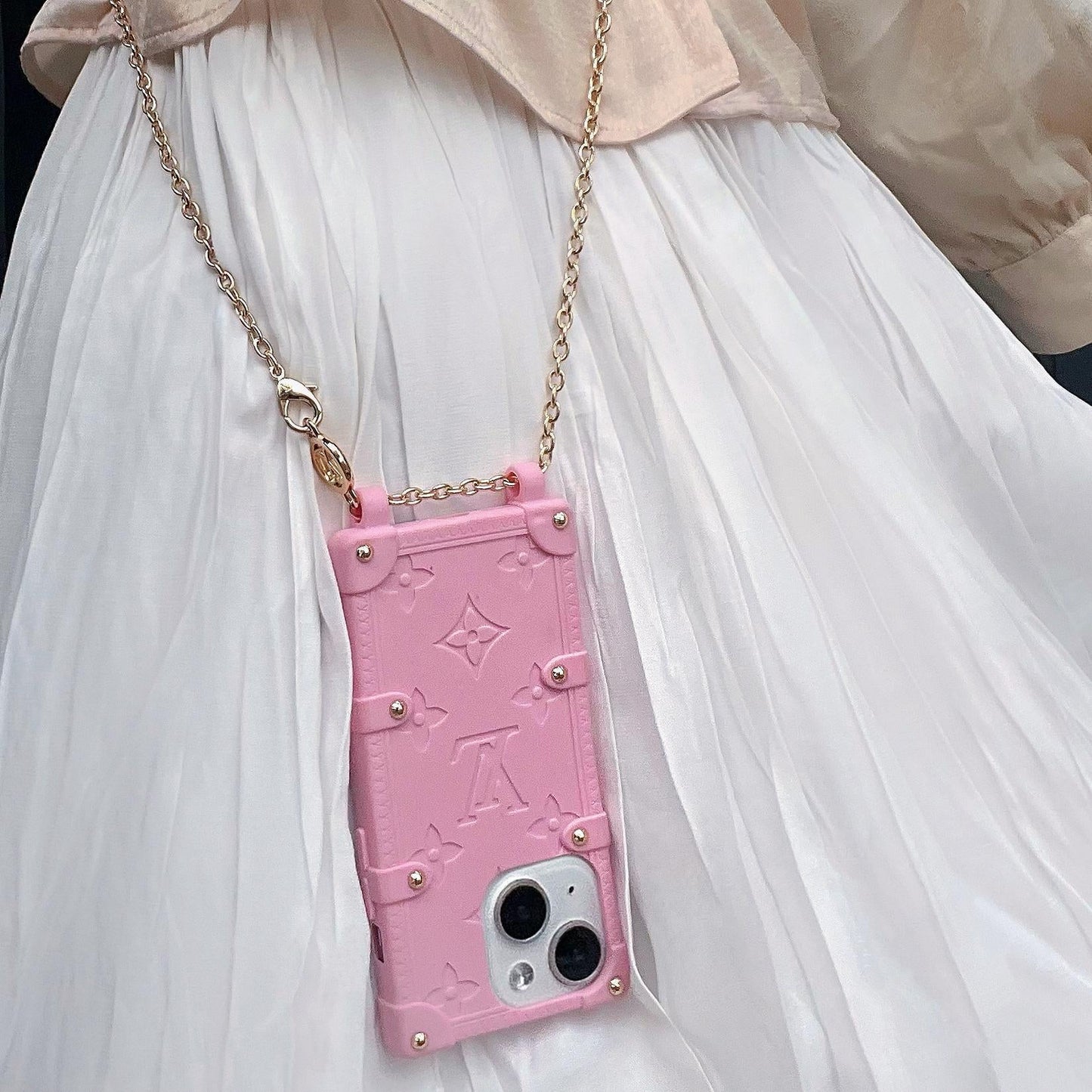 Embossed Silicone Chain Crossbody Case