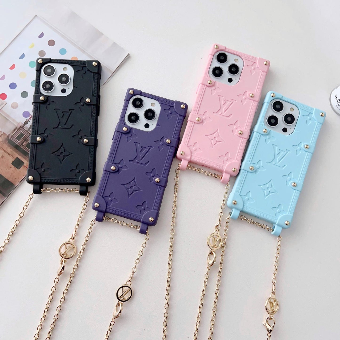 Embossed Silicone Chain Crossbody Case