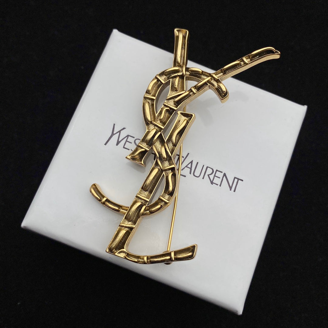 Vintage Bamboo Design Brooch