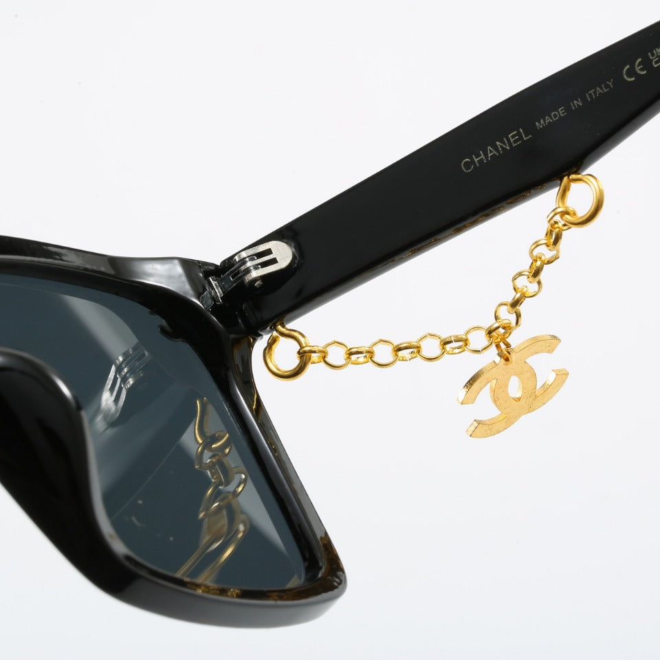Fashion Metal Pendant Sunglasses 69018