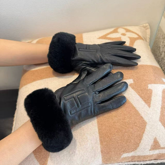 2025 🧤 Winter Lazy Rabbit Hair Sheepskin Gloves