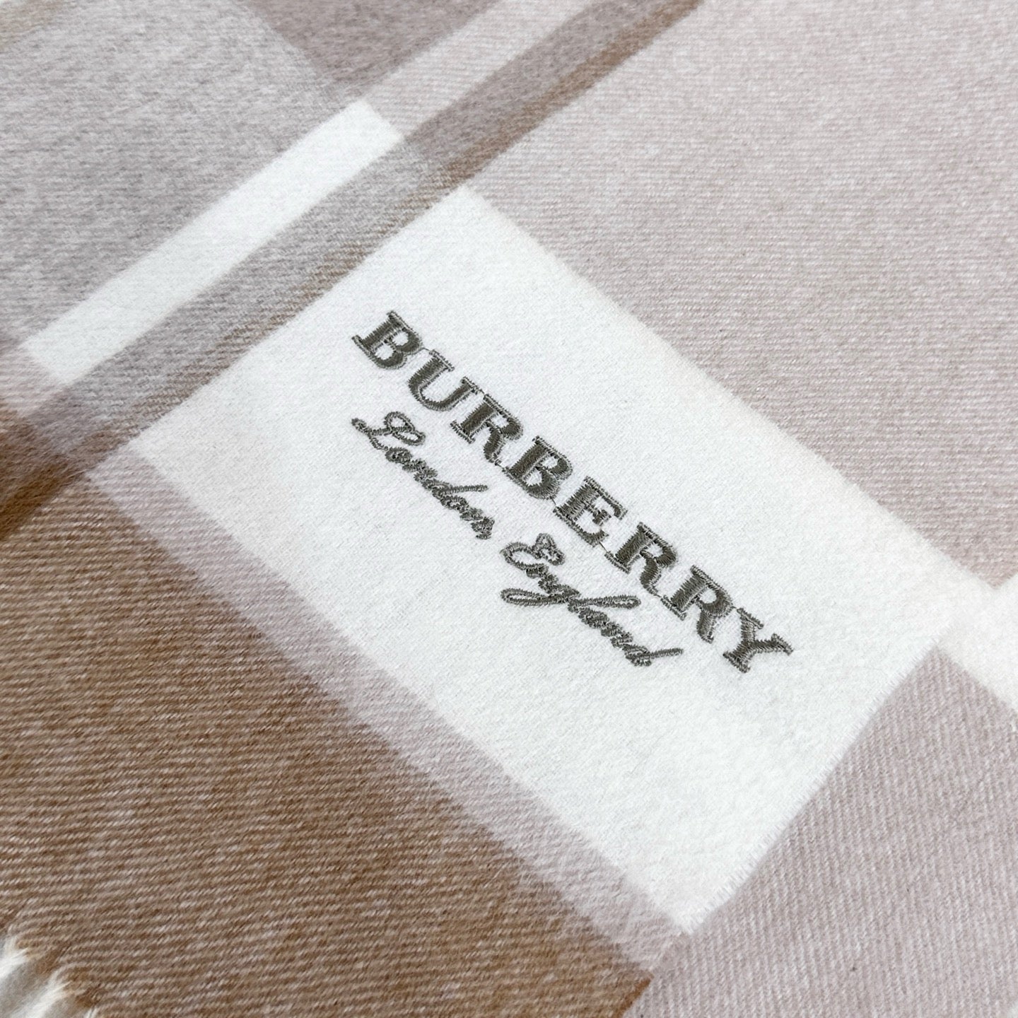 new arrivals ❤️ cashmere! 2025 men's and women's scarves