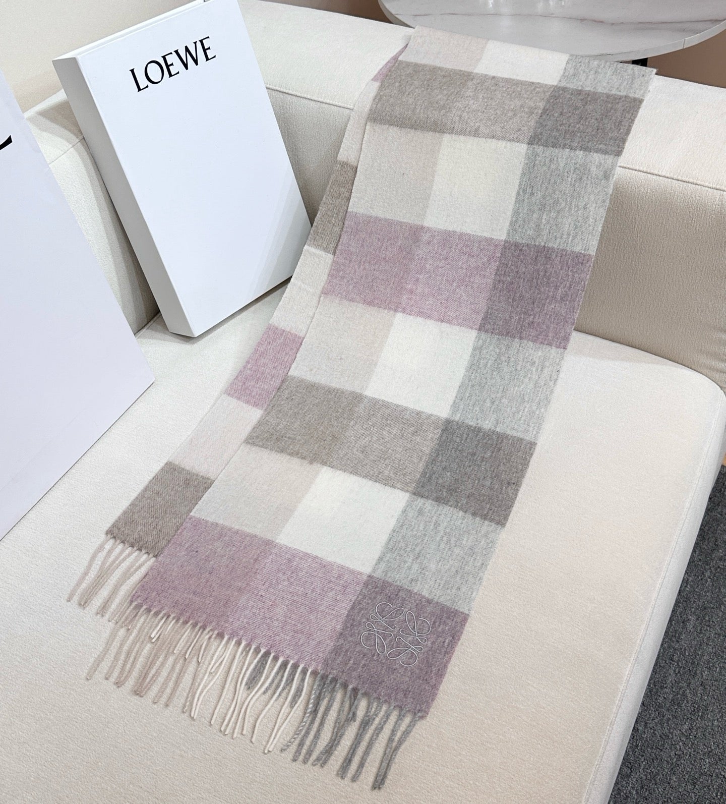 new arrivals ❤️ 2025 [Gentle color scheme, low-key yet elegant ❗ This soft scarf that touches the heart