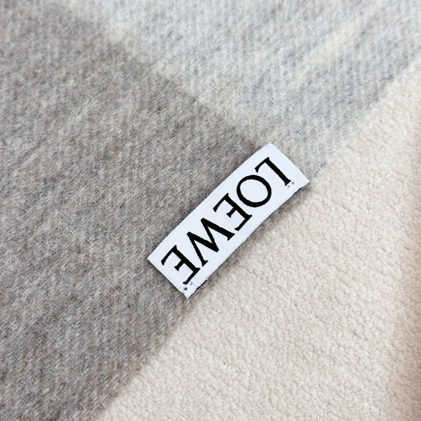 new arrivals ❤️ 2025 [Gentle color scheme, low-key yet elegant ❗ This soft scarf that touches the heart