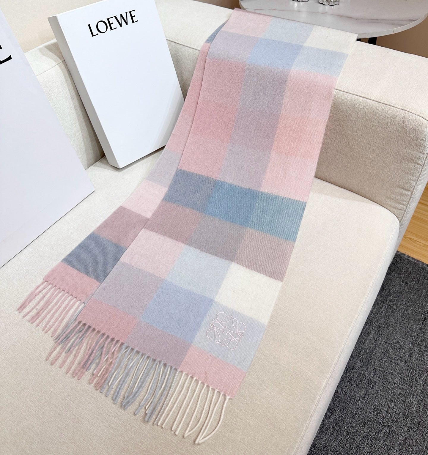 new arrivals ❤️ 2025 [Gentle color scheme, low-key yet elegant ❗ This soft scarf that touches the heart