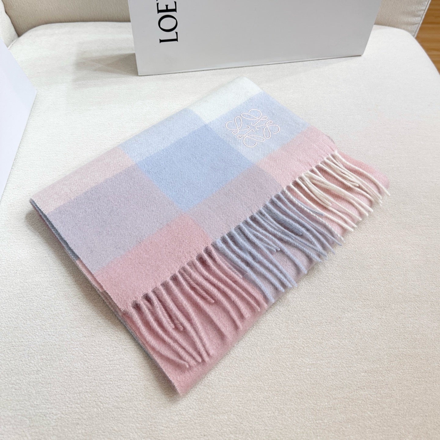 new arrivals ❤️ 2025 [Gentle color scheme, low-key yet elegant ❗ This soft scarf that touches the heart