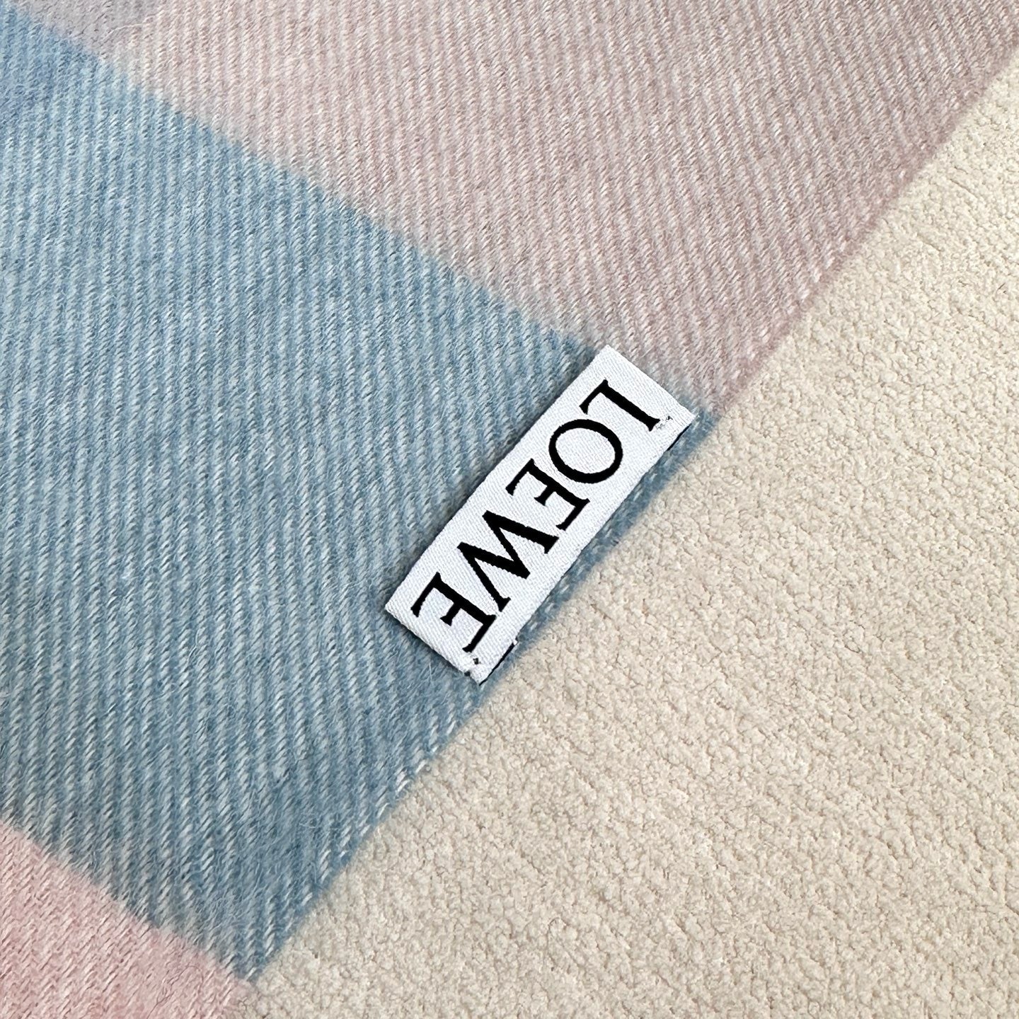 new arrivals ❤️ 2025 [Gentle color scheme, low-key yet elegant ❗ This soft scarf that touches the heart