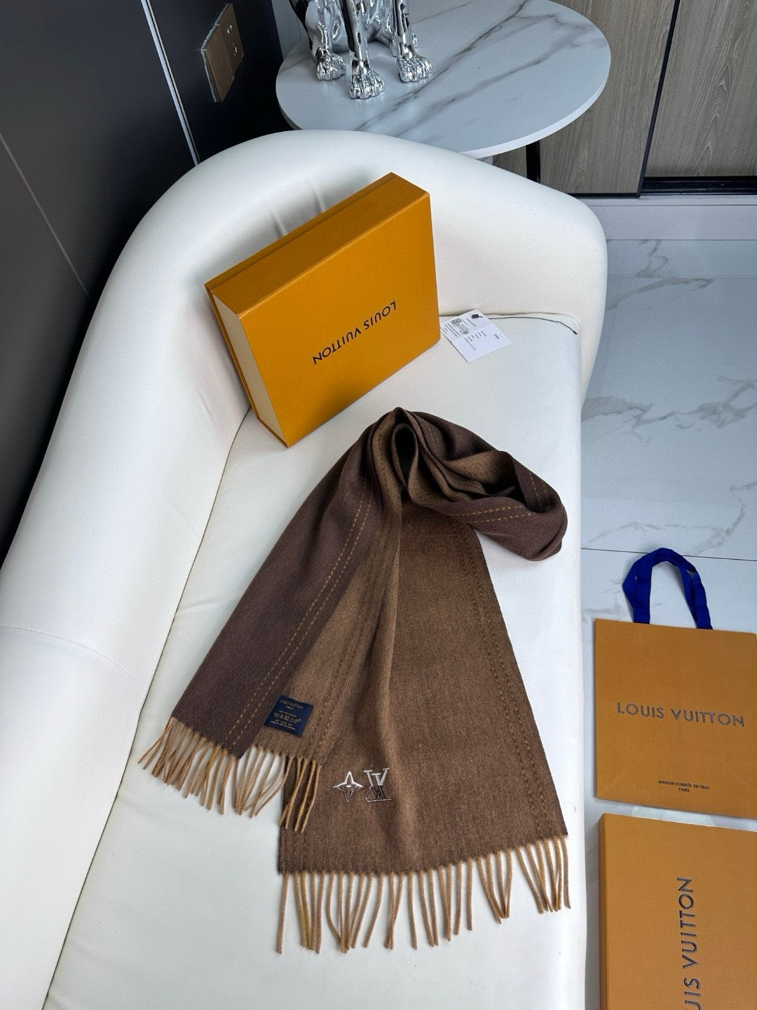 Self kept men's and women's scarves~Fabric, soft, delicate and comfortable