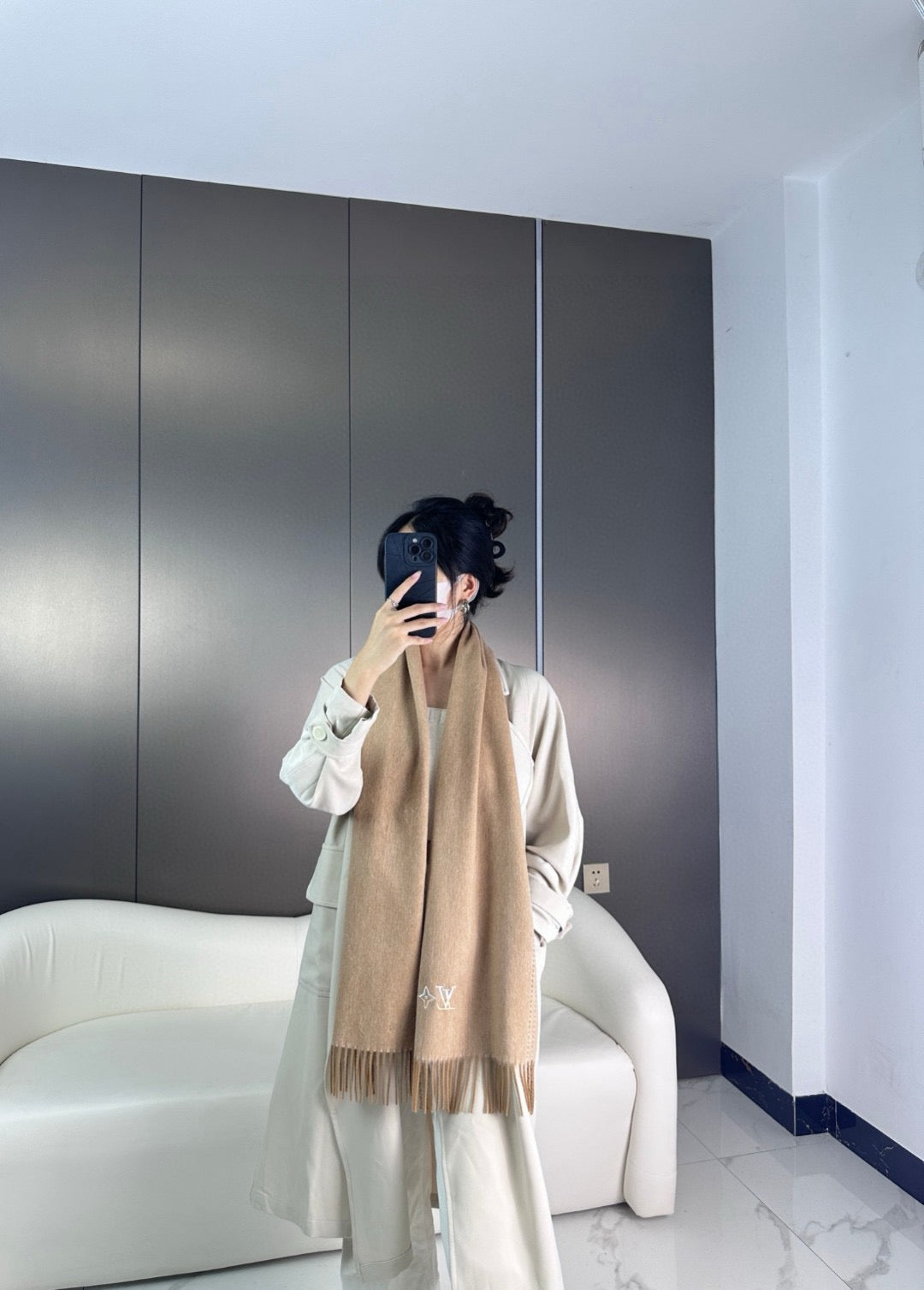 Self kept men's and women's scarves~Fabric, soft, delicate and comfortable