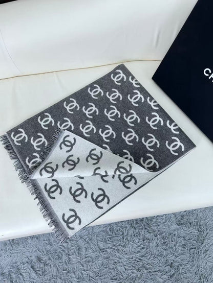 🔥 Classic double-sided scarf shawl