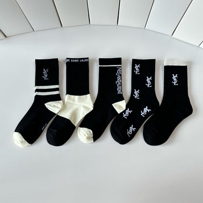 New medium to long stacking socks
