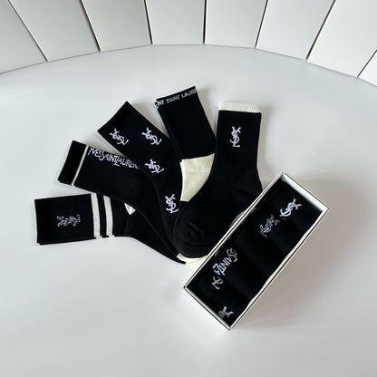 New medium to long stacking socks