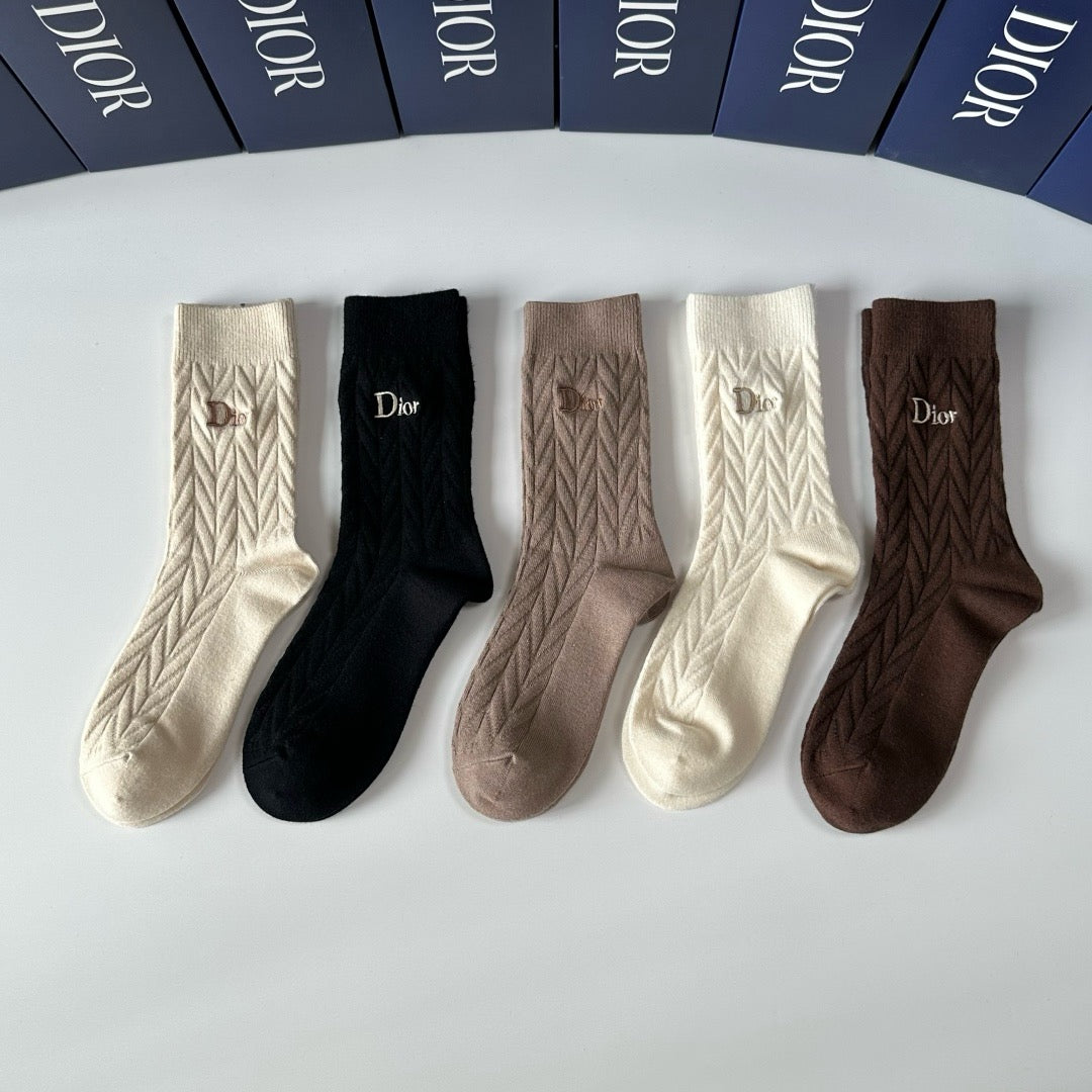 New cashmere mid to long pile socks and socks