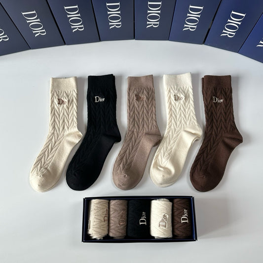 New cashmere mid to long pile socks and socks