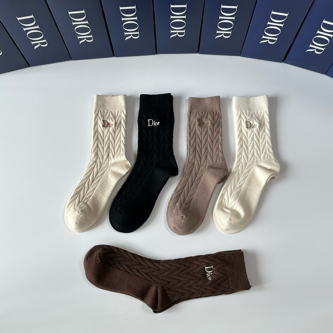 New cashmere mid to long pile socks and socks