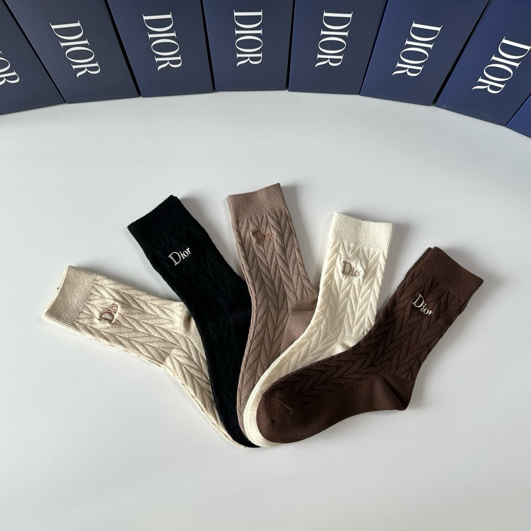 New cashmere mid to long pile socks and socks