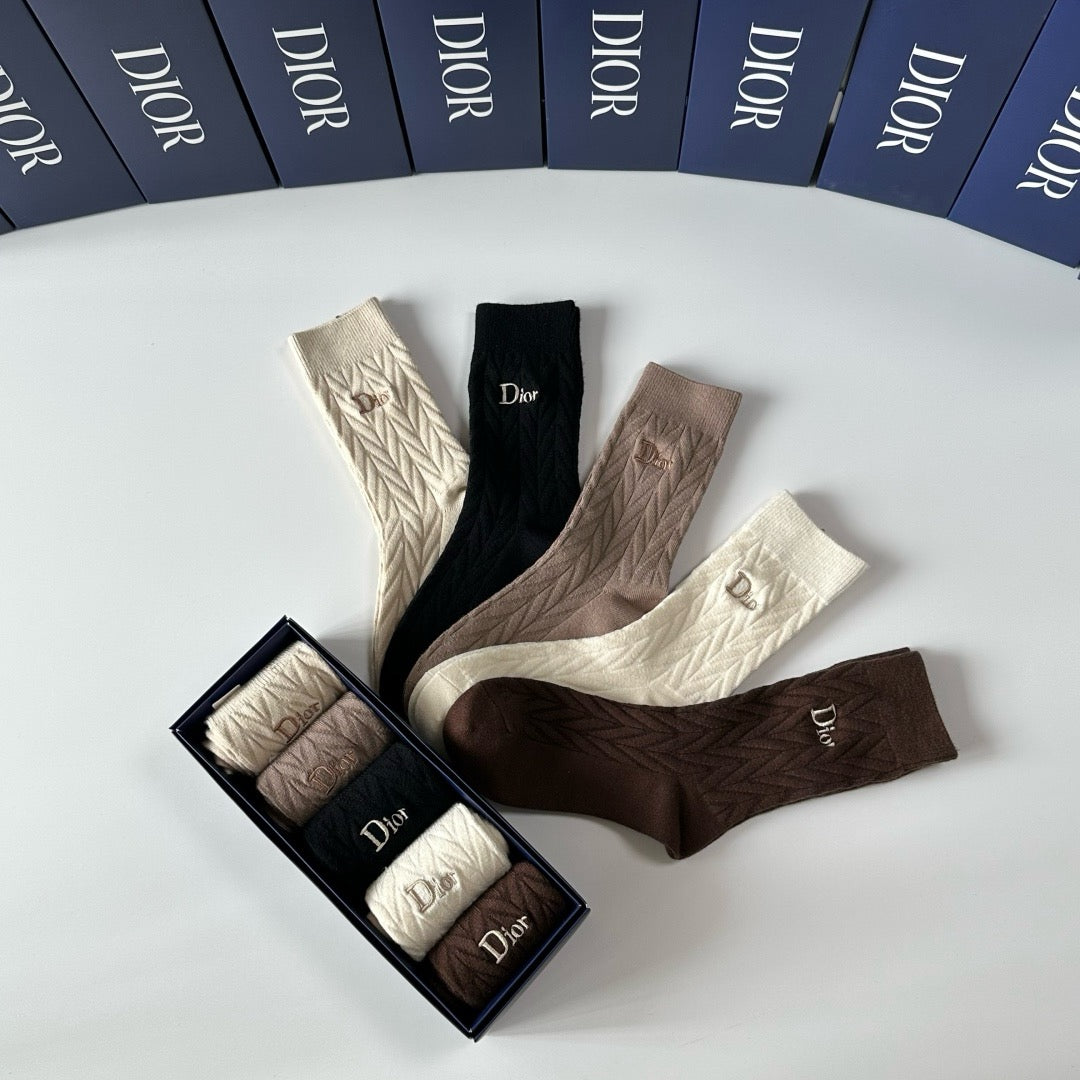 New cashmere mid to long pile socks and socks
