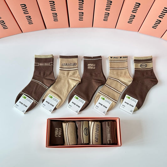 New medium to long stacking socks