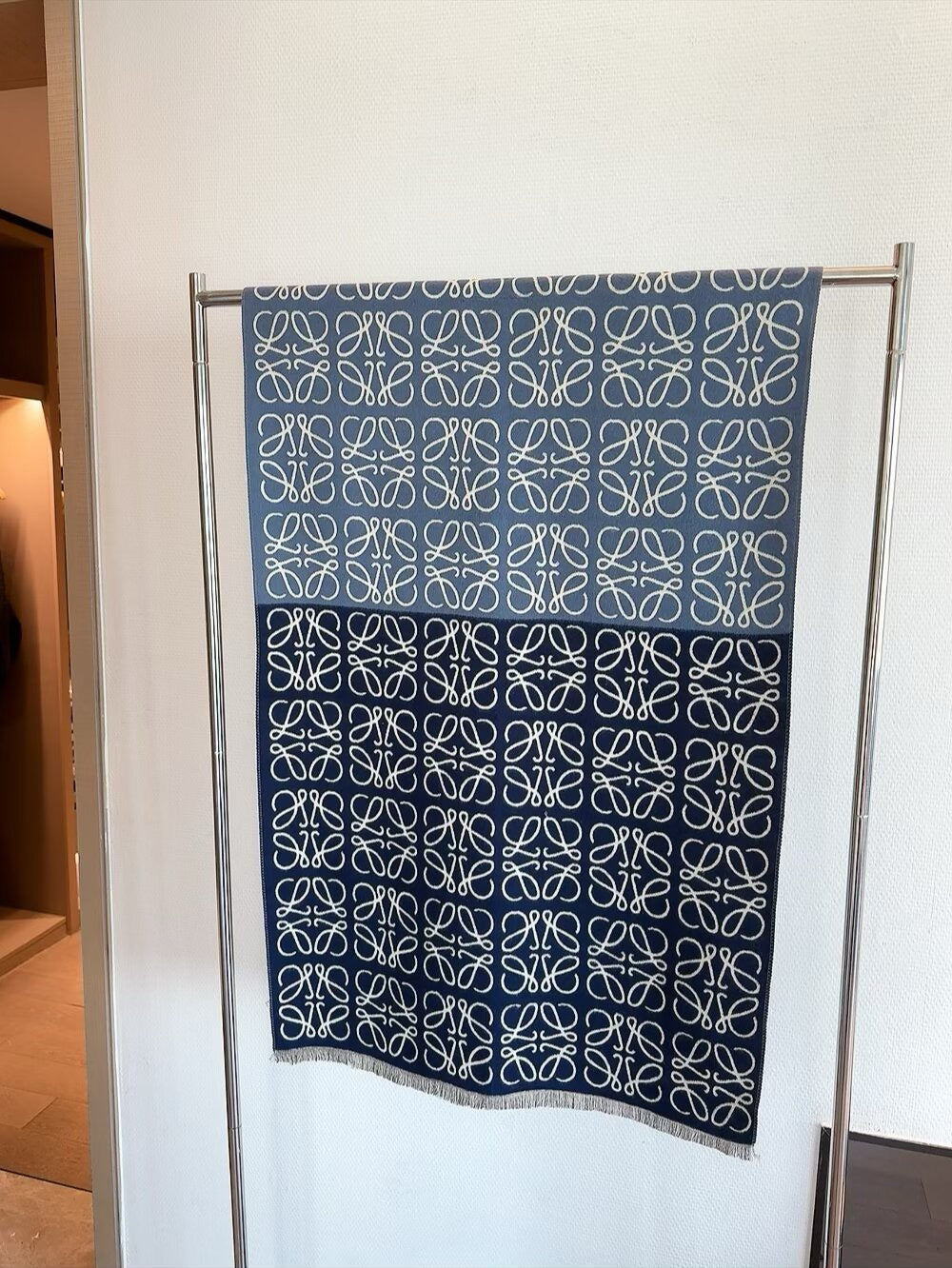 The scarf is very soft, delicate, and comfortable, with mild water ripples!