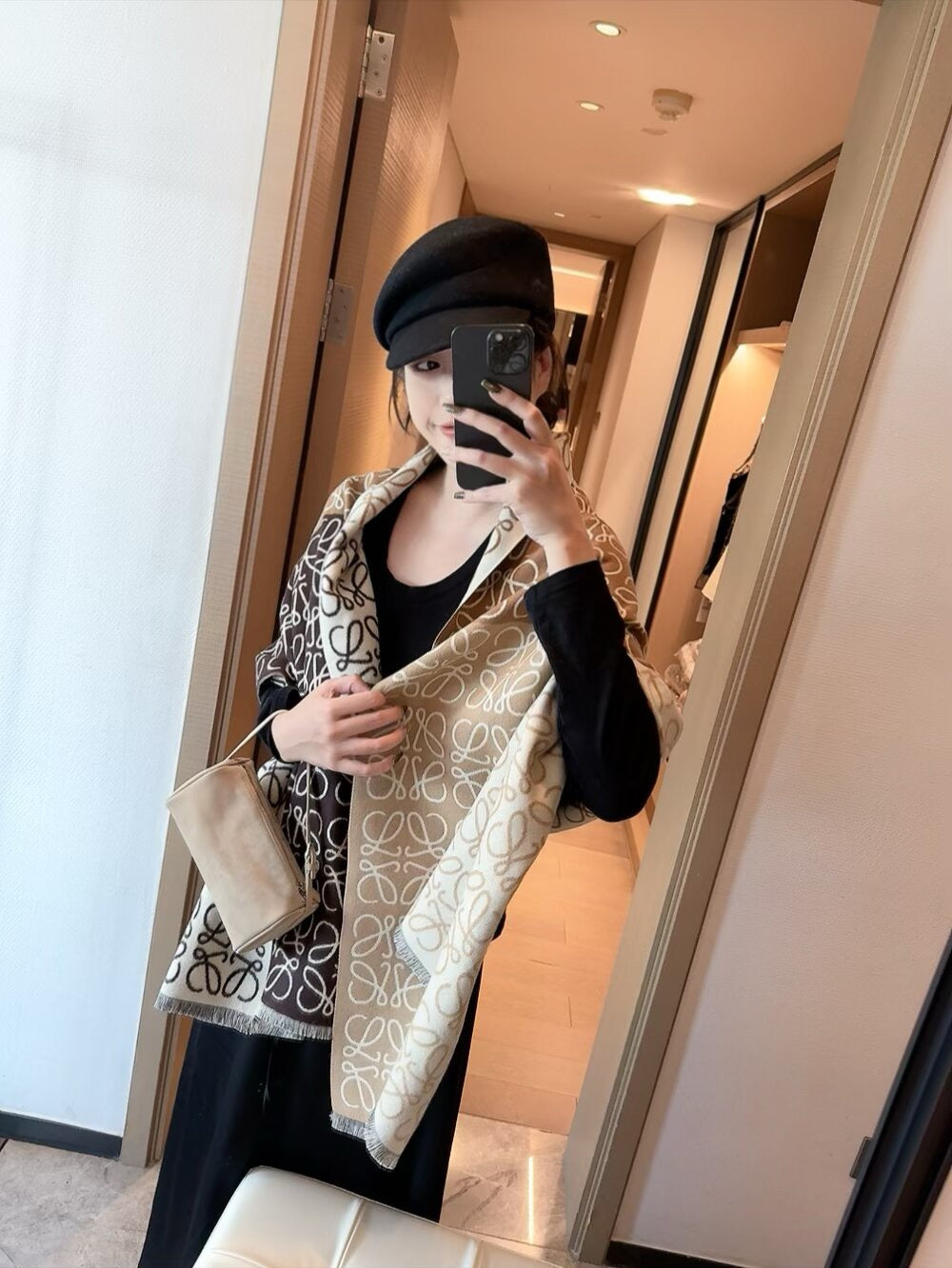 The scarf is very soft, delicate, and comfortable, with mild water ripples!