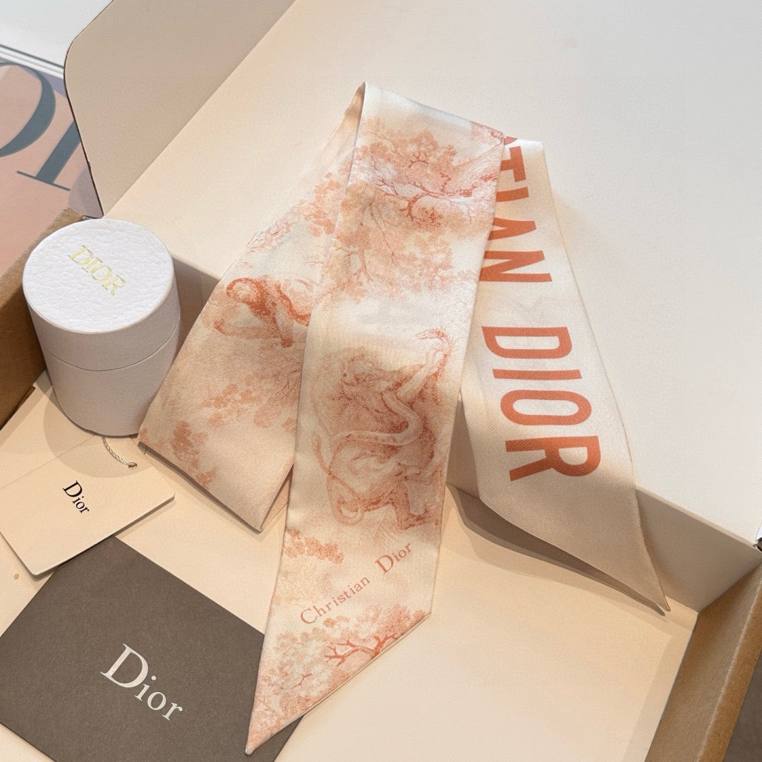 New twill silk square scarf