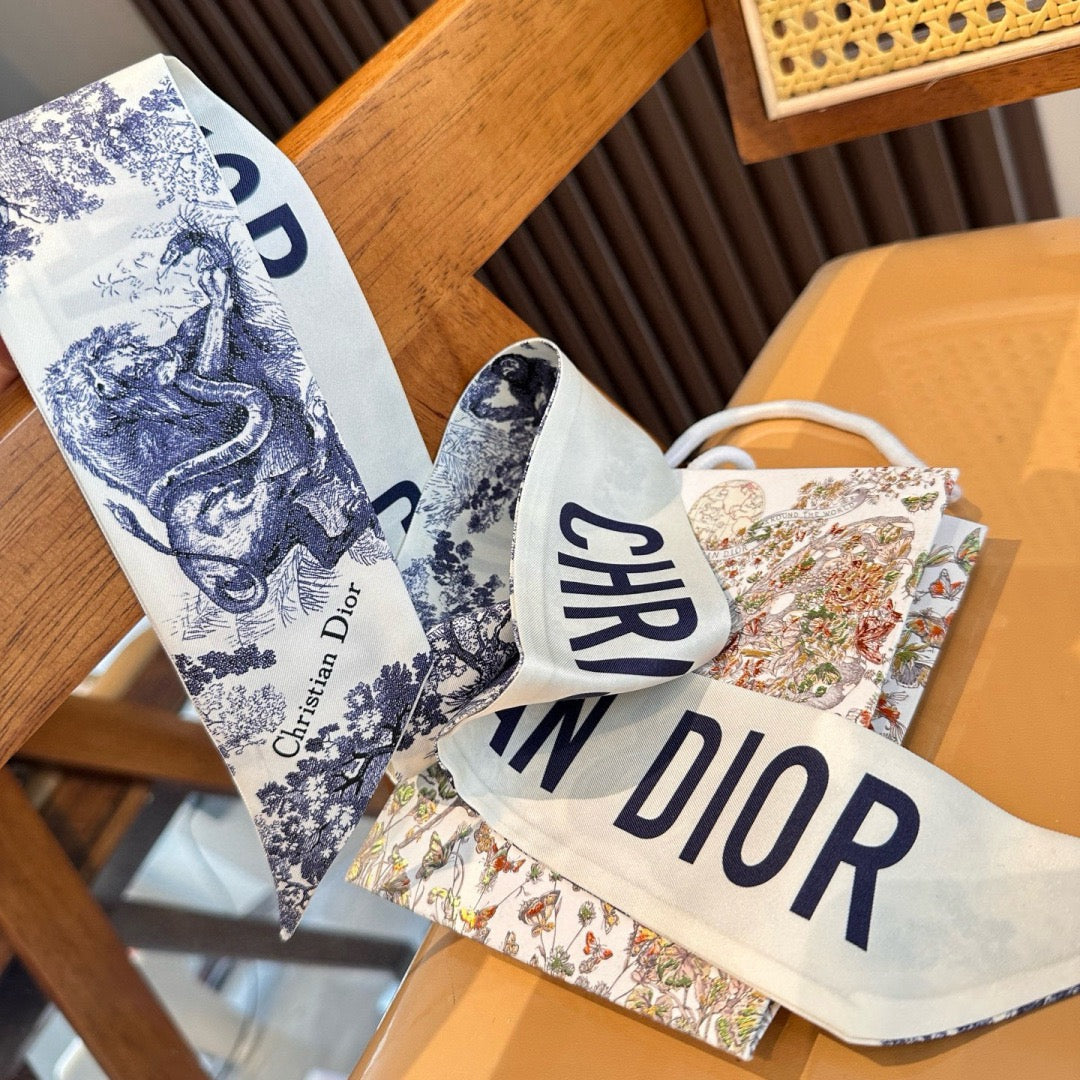 New twill silk square scarf