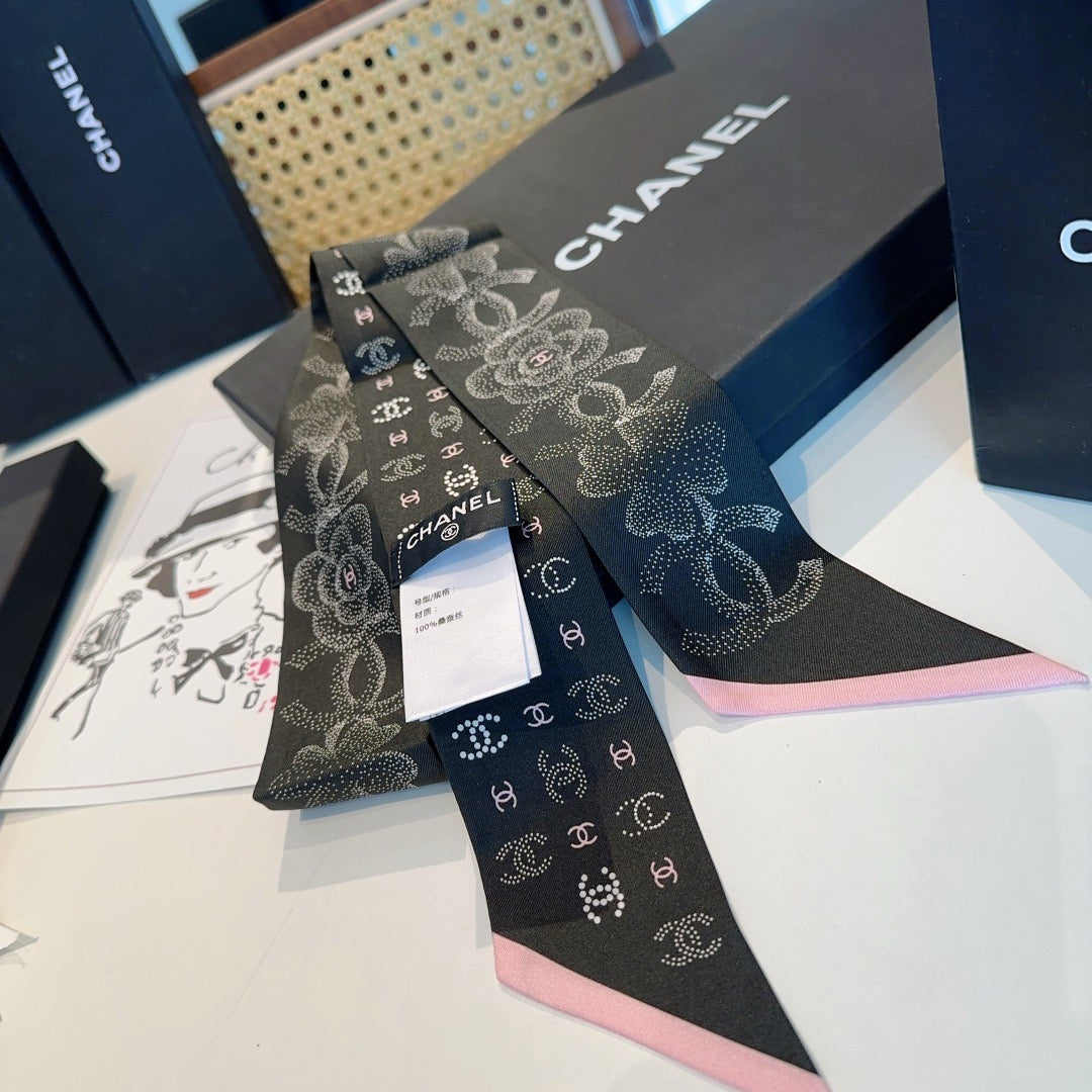 Super beautiful silk scarf with diagonal silk and super strong luster