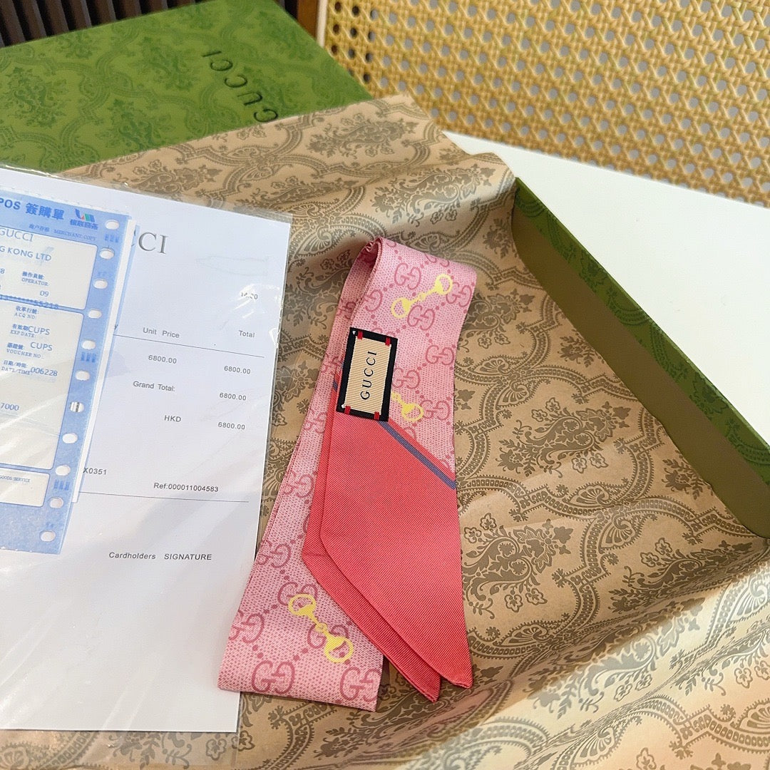 Add a new ribbon 🌈 Golden horseclip print