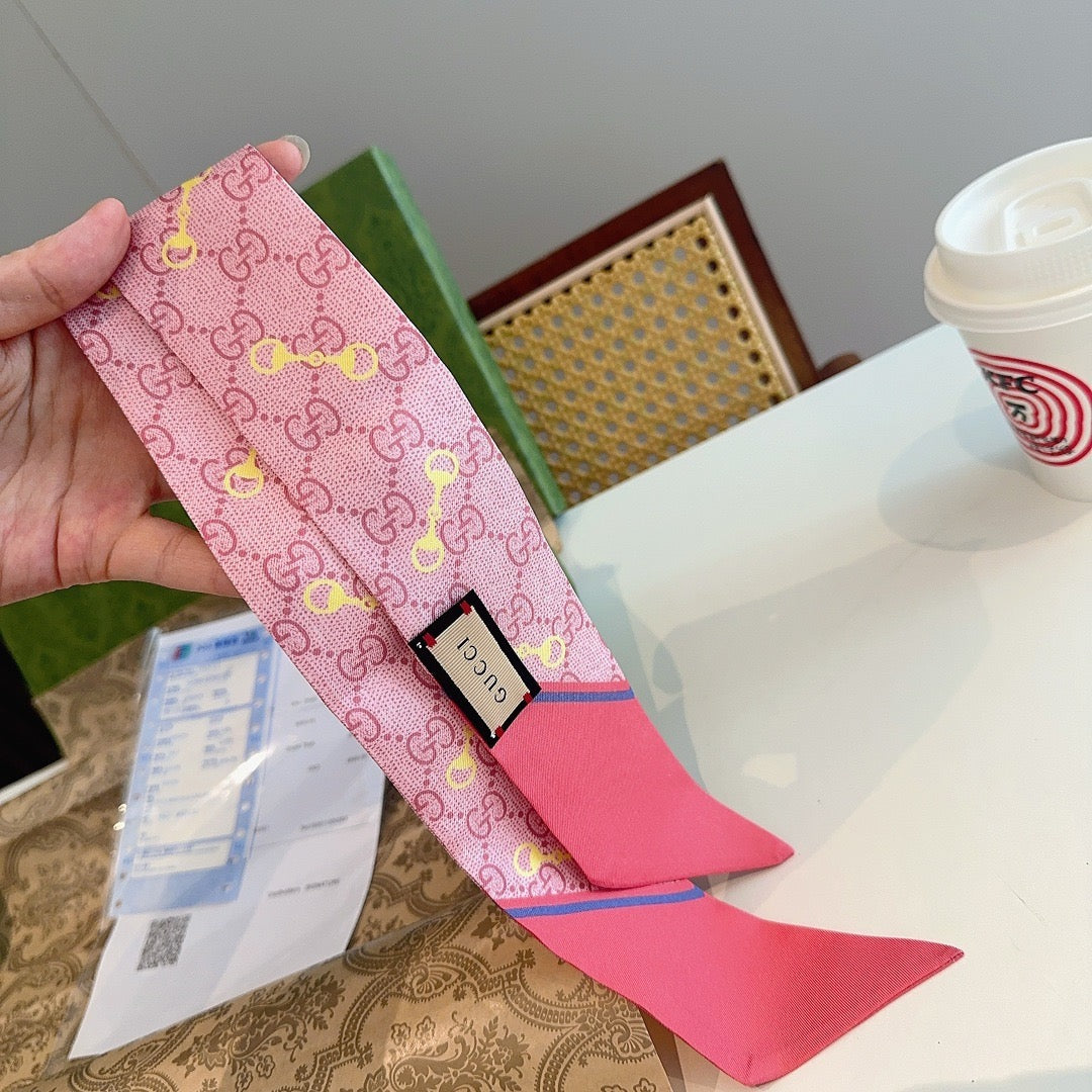 Add a new ribbon 🌈 Golden horseclip print