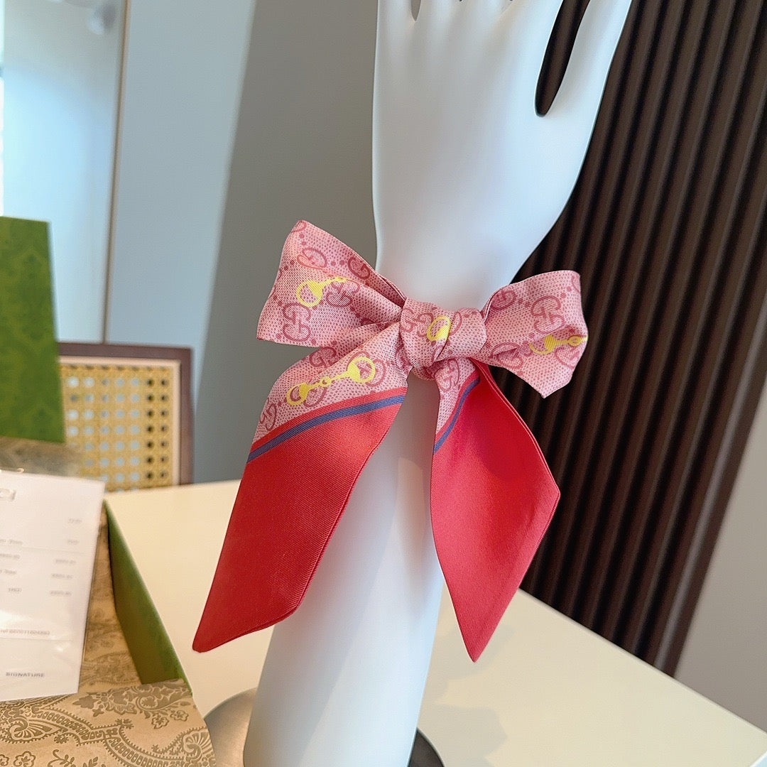 Add a new ribbon 🌈 Golden horseclip print