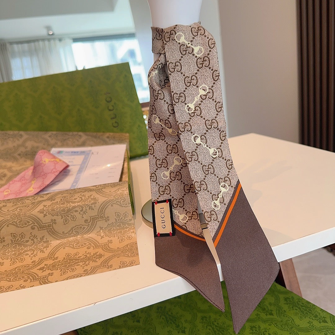 Add a new ribbon 🌈 Golden horseclip print