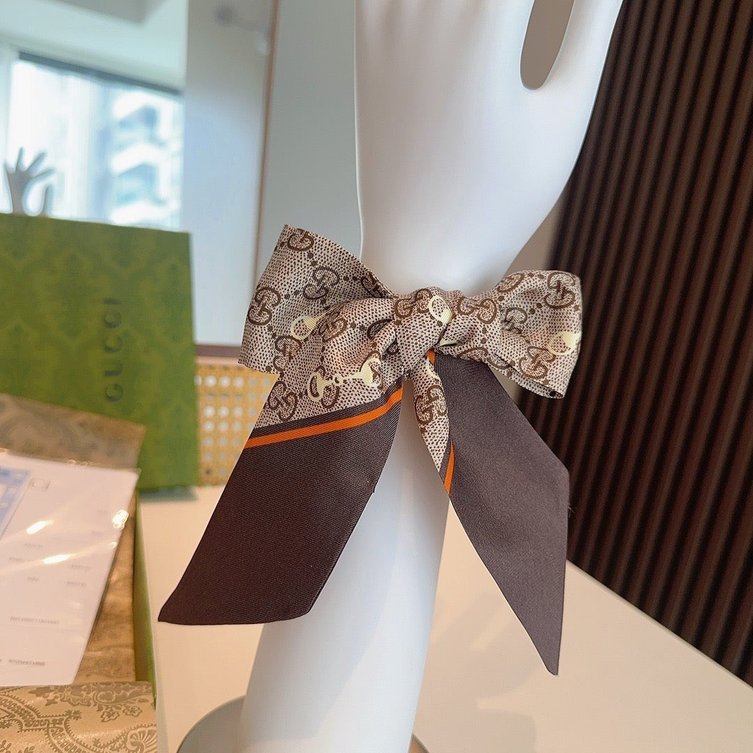 Add a new ribbon 🌈 Golden horseclip print