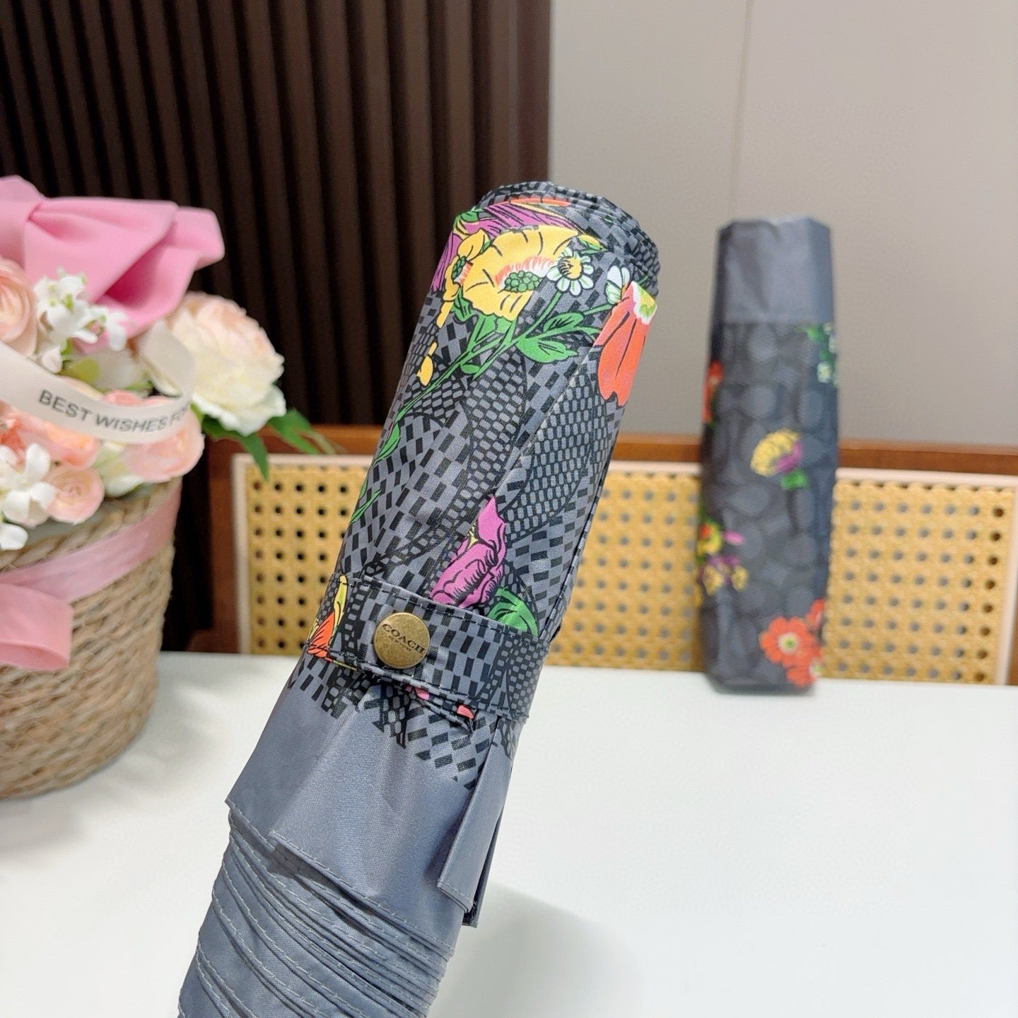 Summer new fully automatic folding umbrella for sunny weather