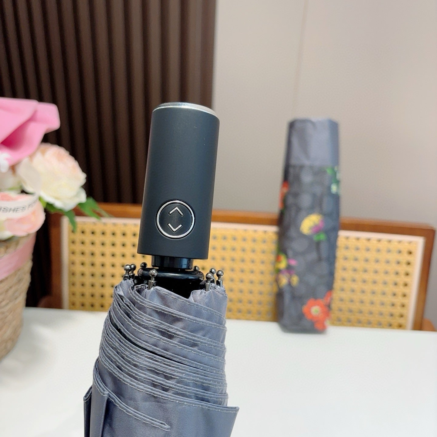 Summer new fully automatic folding umbrella for sunny weather