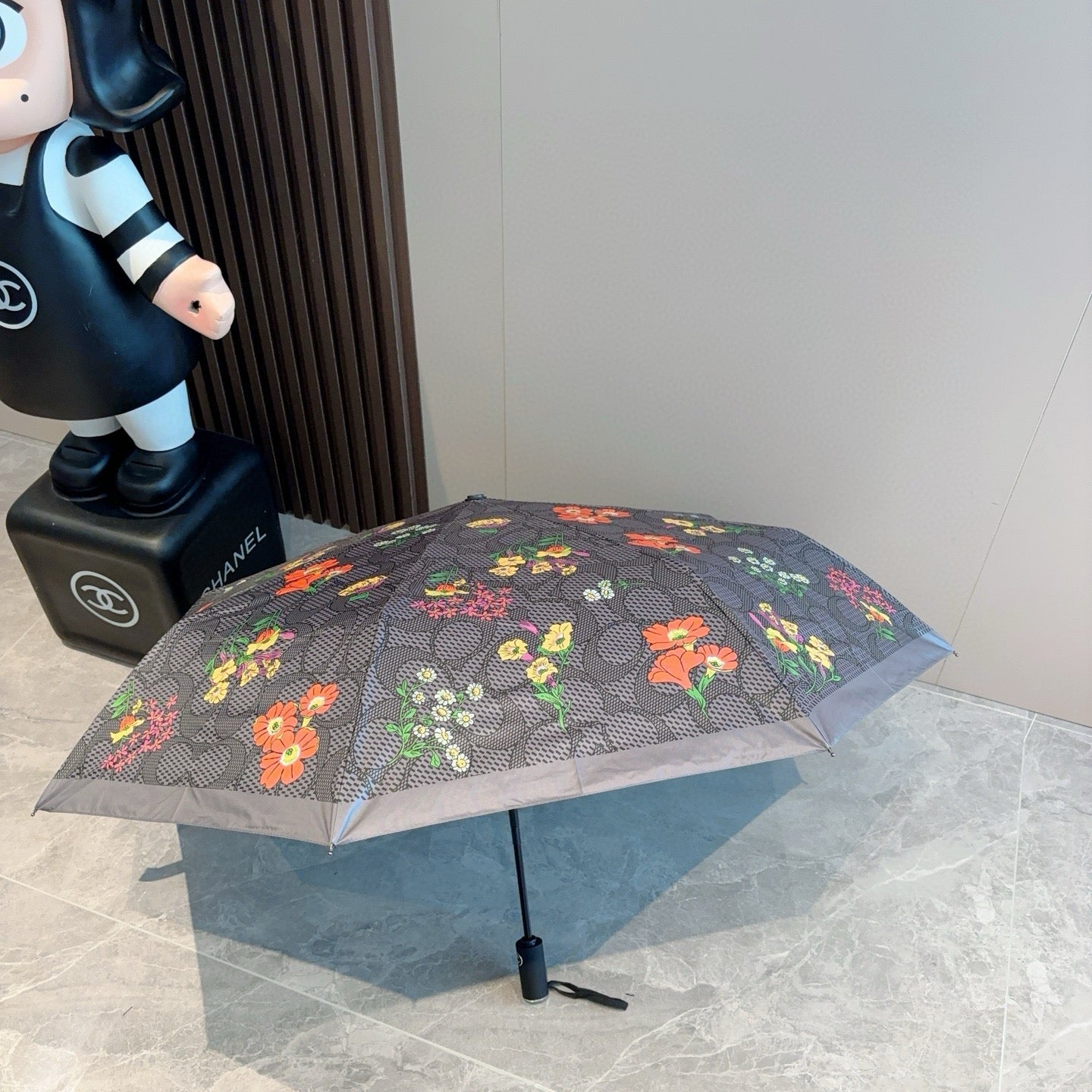 Summer new fully automatic folding umbrella for sunny weather