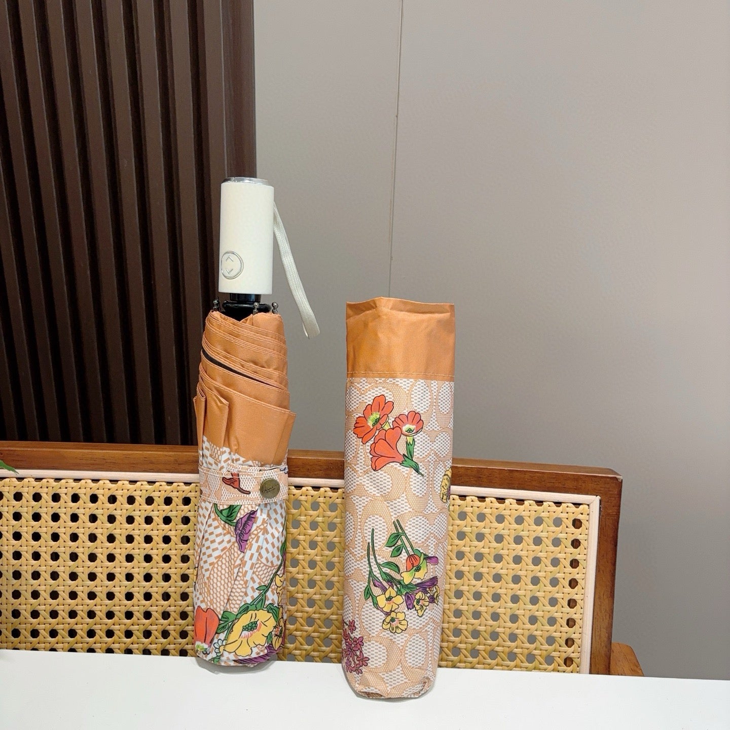 Summer new fully automatic folding umbrella for sunny weather