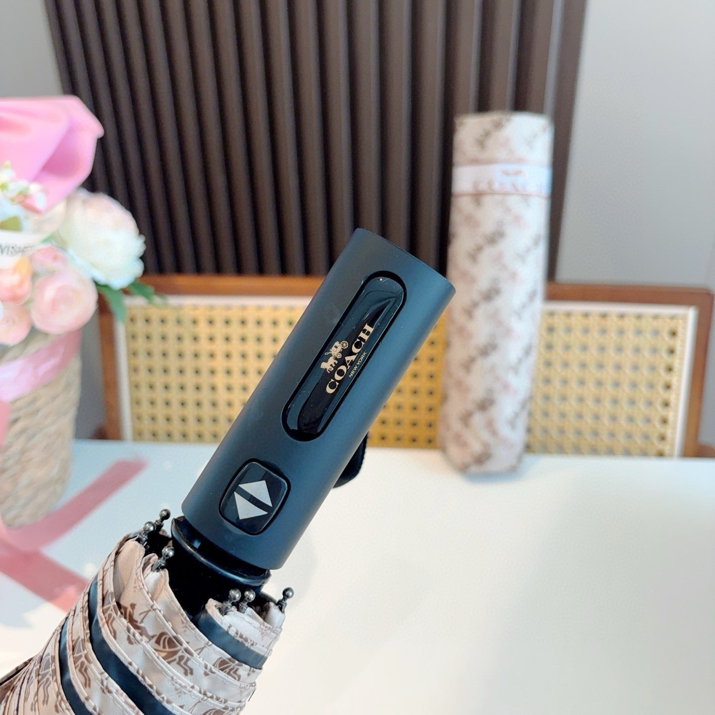 Summer new fully automatic folding umbrella for sunny weather