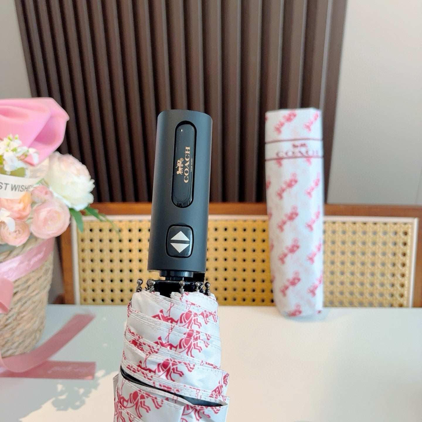 Summer new fully automatic folding umbrella for sunny weather