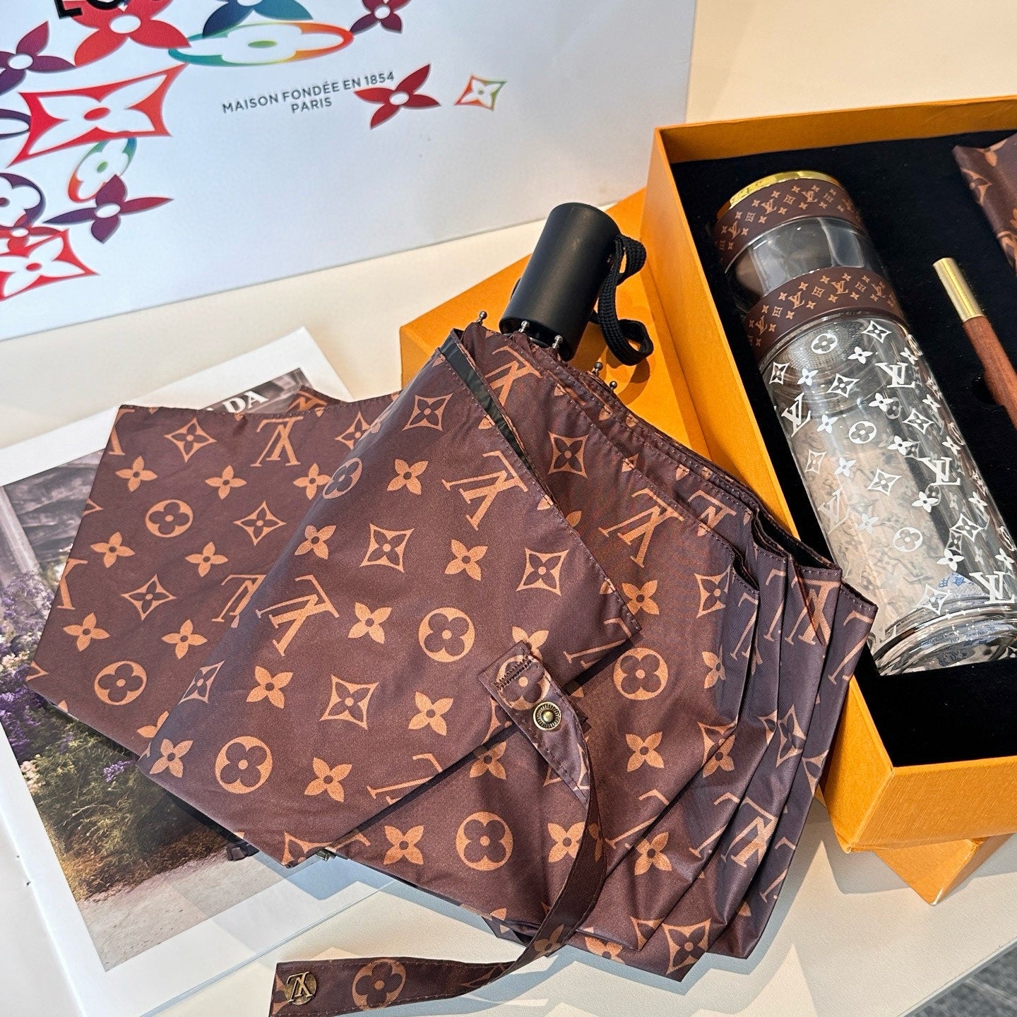 3-piece set of glass cups ➕ ballpoint pen ➕ Super wind resistant 8-bone sunny umbrella