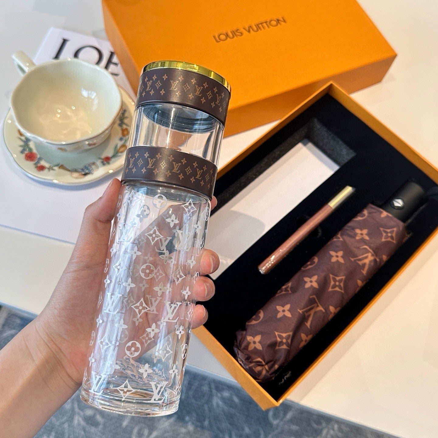 3-piece set of glass cups ➕ ballpoint pen ➕ Super wind resistant 8-bone sunny umbrella