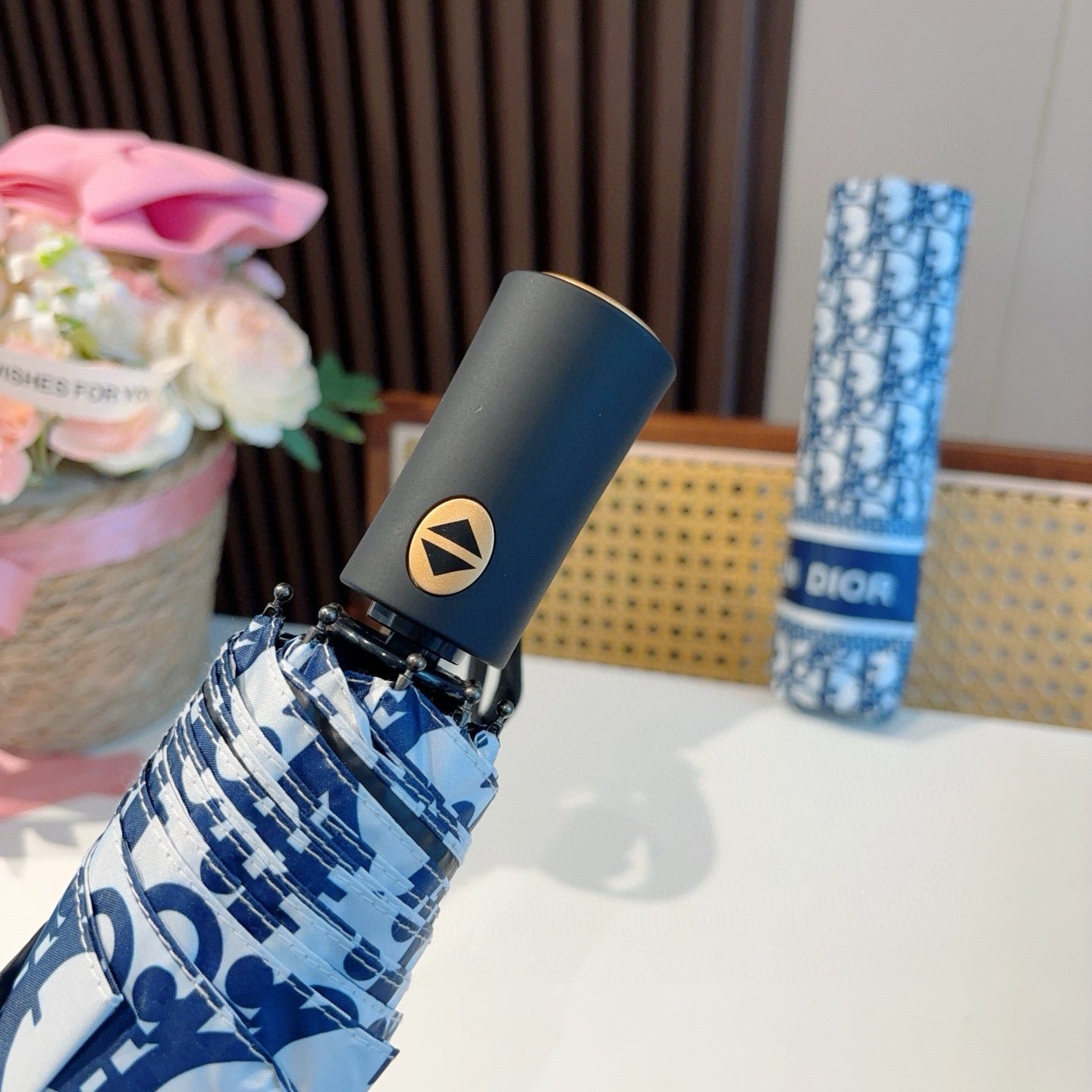 Triple fold automatic folding umbrella