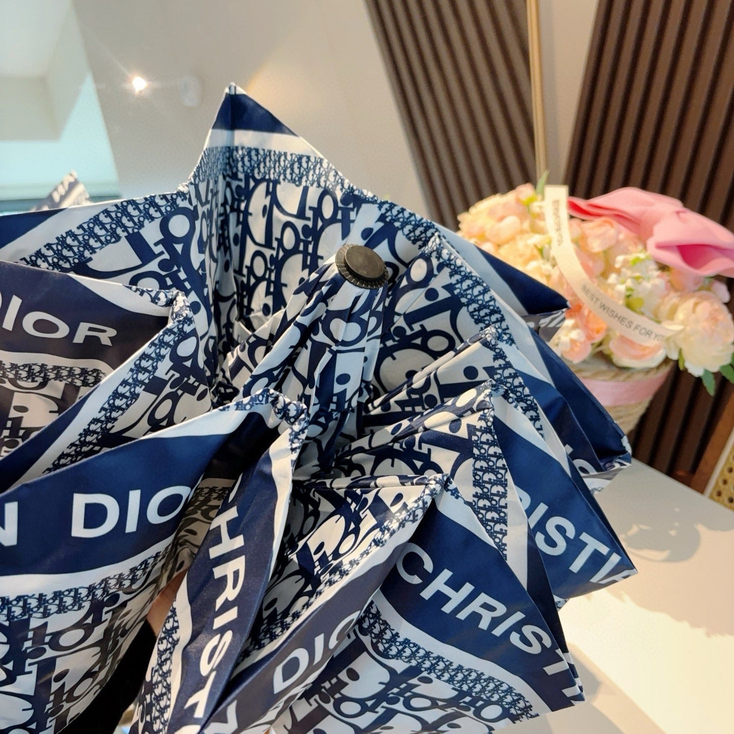 Triple fold automatic folding umbrella