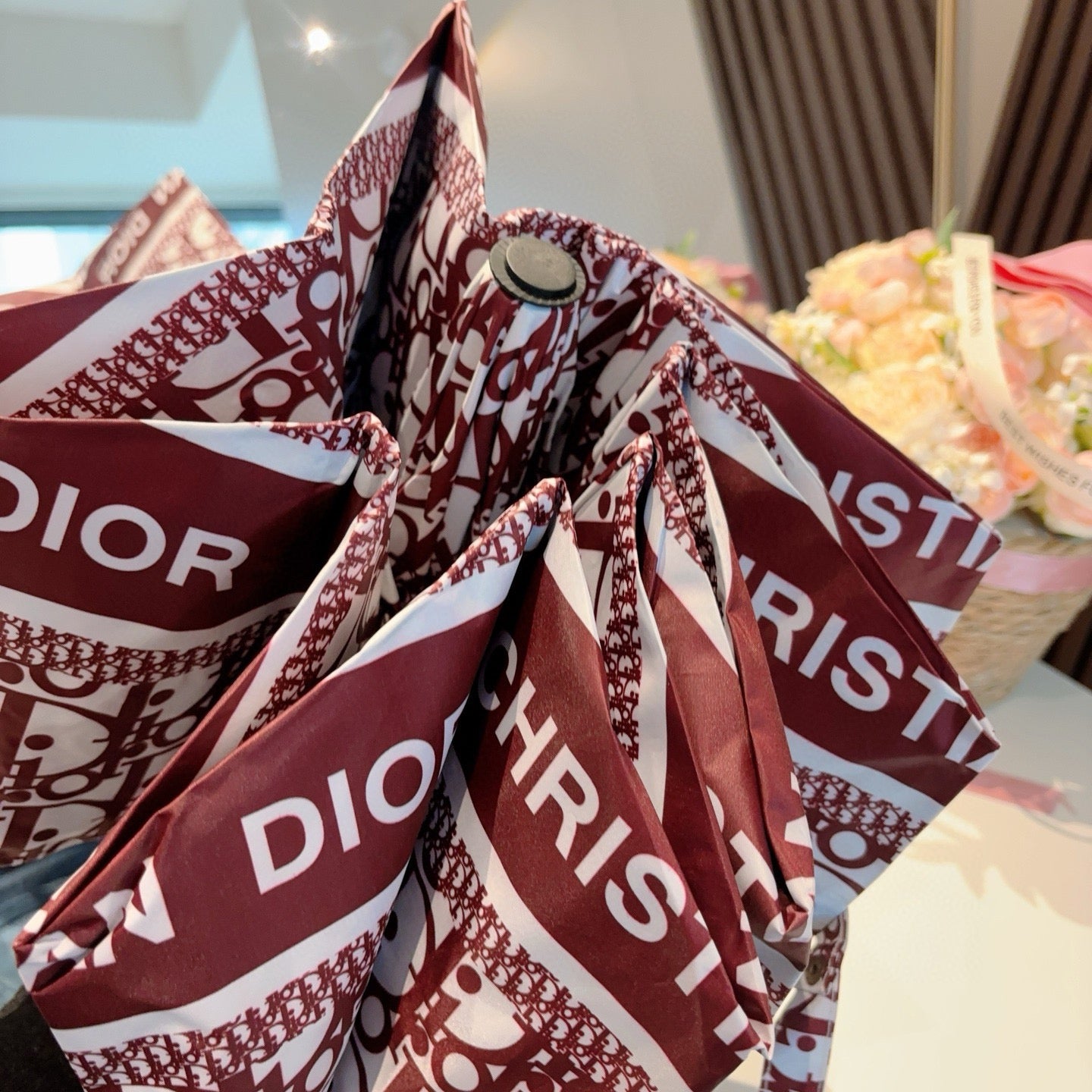 Triple fold automatic folding umbrella