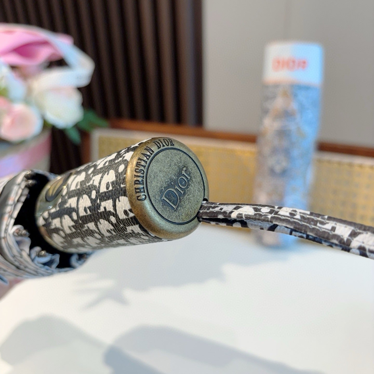 Triple fold automatic folding umbrella