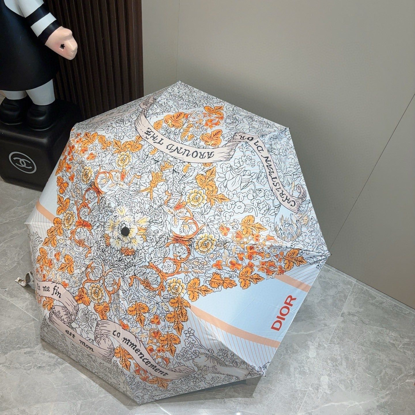 Triple fold automatic folding umbrella