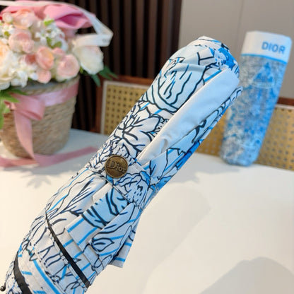 Triple fold automatic folding umbrella