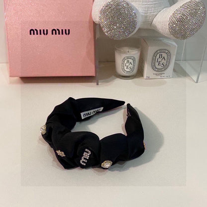 Spring and summer pearl flower bud headband
