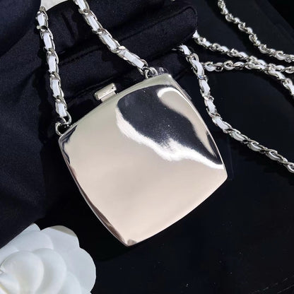 25 early spring series diamond powder bag is sparkling and attractive