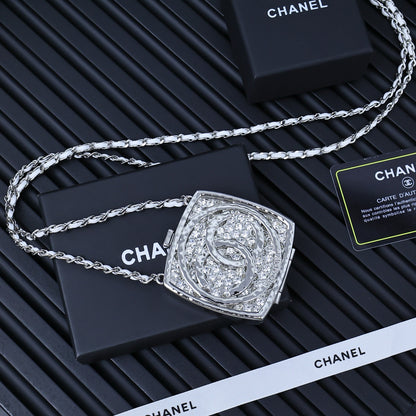 25 early spring series diamond powder bag is sparkling and attractive